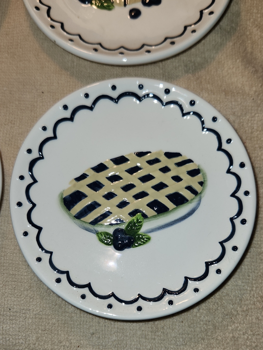 Van Muor Mini Plate Set - Picture 7 of 8